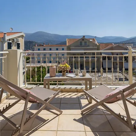 Il Carino - Kefalonia * 아르고스톨리온